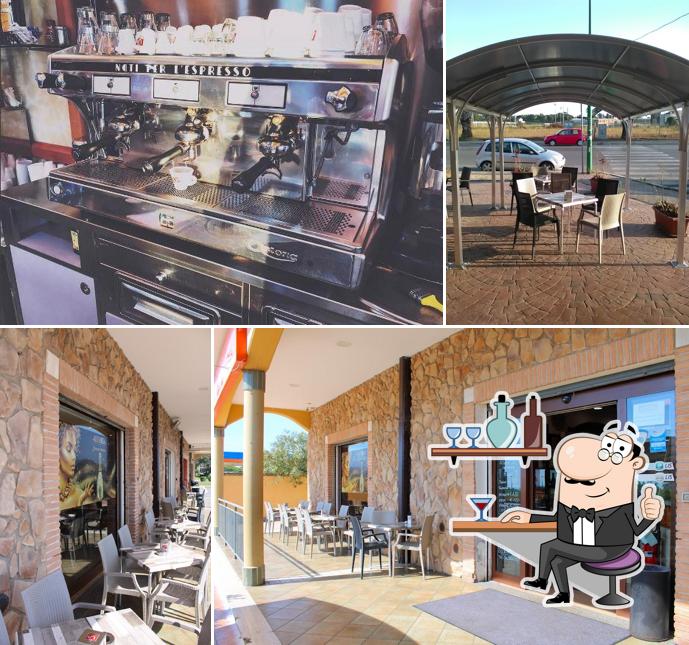 Gli interni di Attimi di Dolcezza Caffetteria Pasticceria