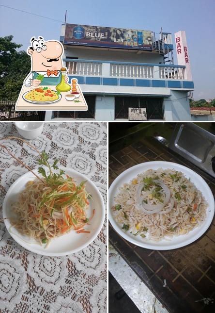 Check out the photo showing food and exterior at Midway No. 1