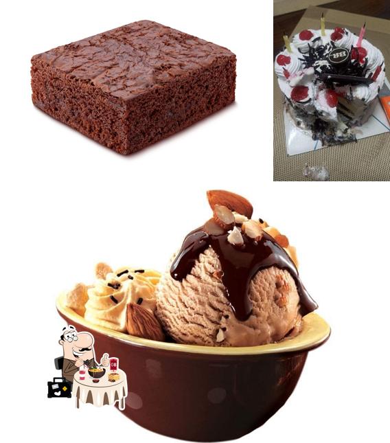 Chocolate mousse at Baskin Robbins - Ice Cream Desserts