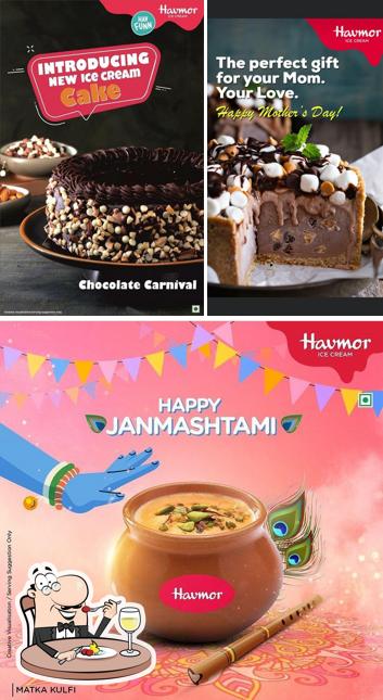 Havmor havfunn icecream is distinguished by food and beverage