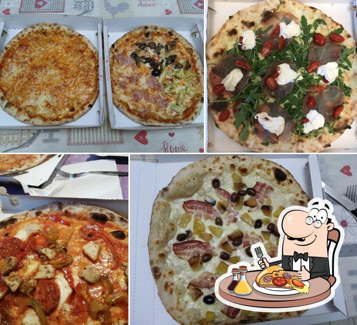 Ordina tra le svariate varianti di pizza
