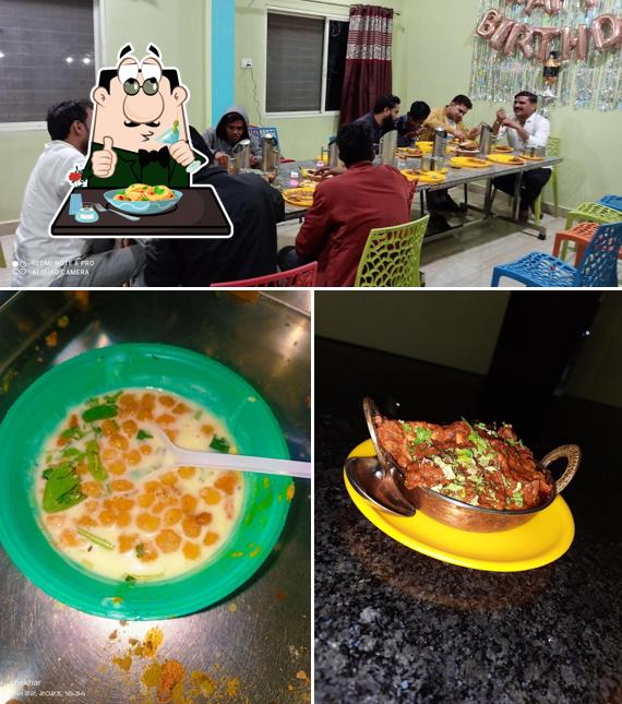 The image of food and interior at Dhakad restaurant & Dhabha