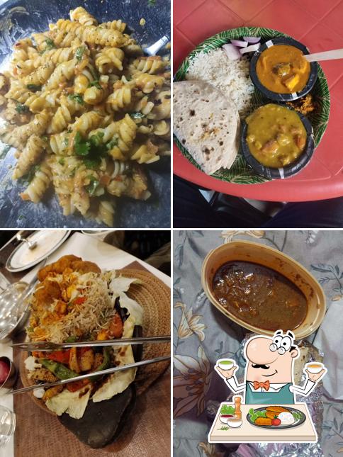 Food at Ratnasagar Restaurant