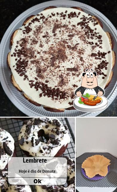 Comida em DALoU doces e açaí