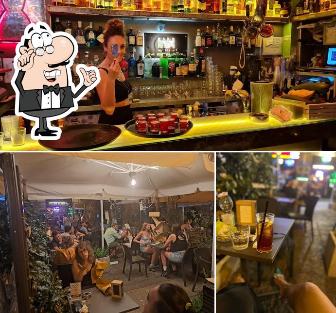 Gli interni di Santa Chiara Café NAPOLI