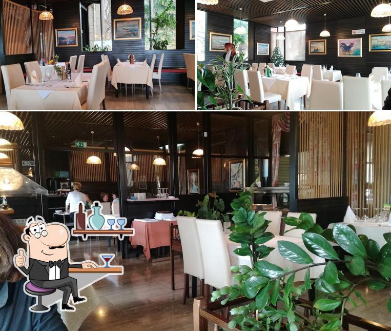Dai un'occhiata agli interni di Restaurant Staro sidro