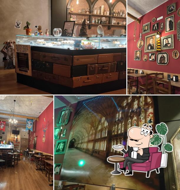 Gli interni di HOGWARTS CAFE' - BISTROT