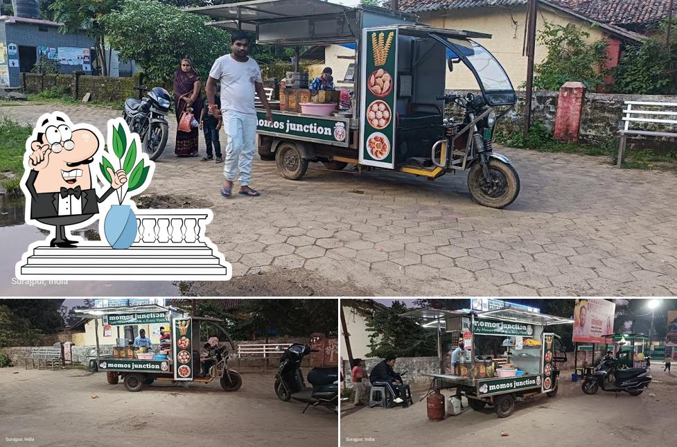 Momos Junction surajpur