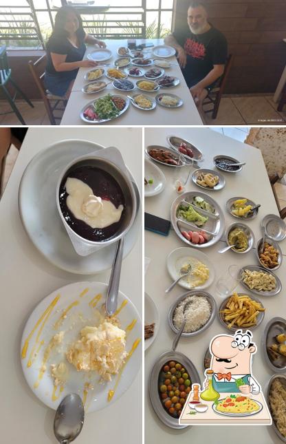 Comida em Restaurante Johann