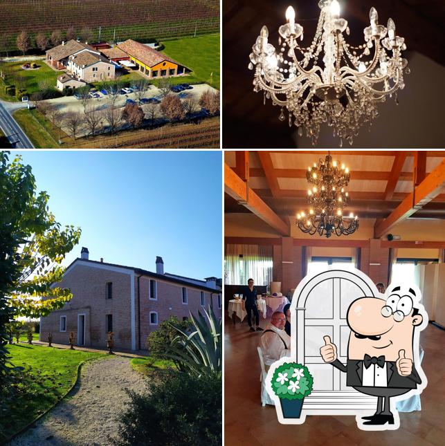 Puoi goderti l'aria fresca da seduto all'esterno di Bocon Divino