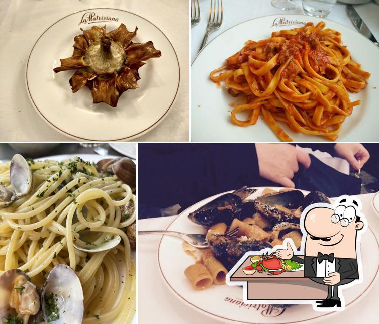 I clienti di La Matriciana Dal 1870 possono ordinare diversi prodotti di cucina di mare
