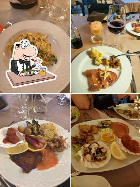 Platti al Ristorante Pizzeria Agorà