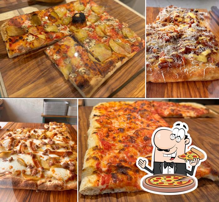 Scegli una pizza a Coppola's Pizza Slice