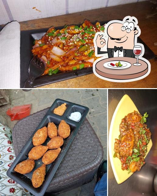 Food at Momo's express