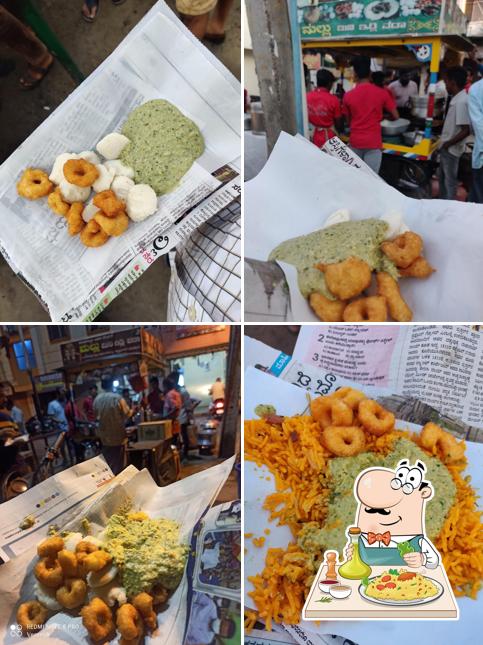 Food at Mallu Idli Wada