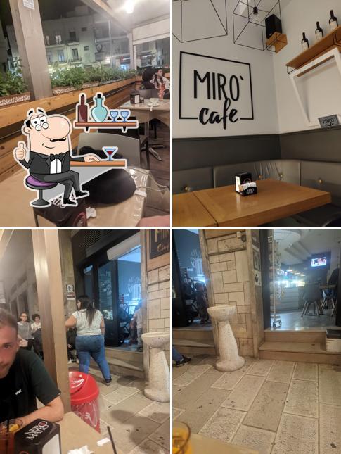 Gli interni di Mirò cafè