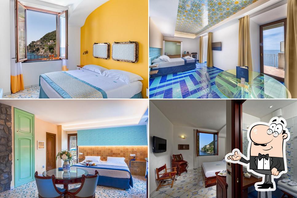 Siediti a un tavolo di Ravello Art Hotel Marmorata