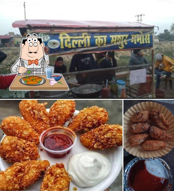 Chicken wings at Delhi Dulare momos
