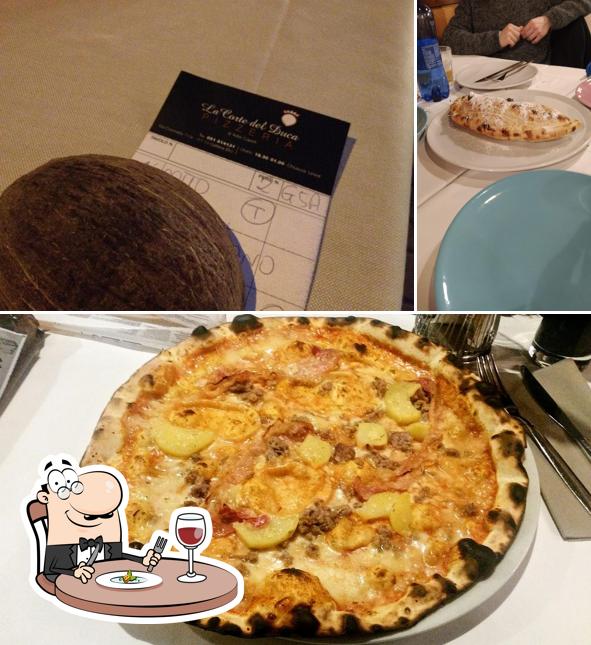 Platti al La Corte del Duca Pizzeria