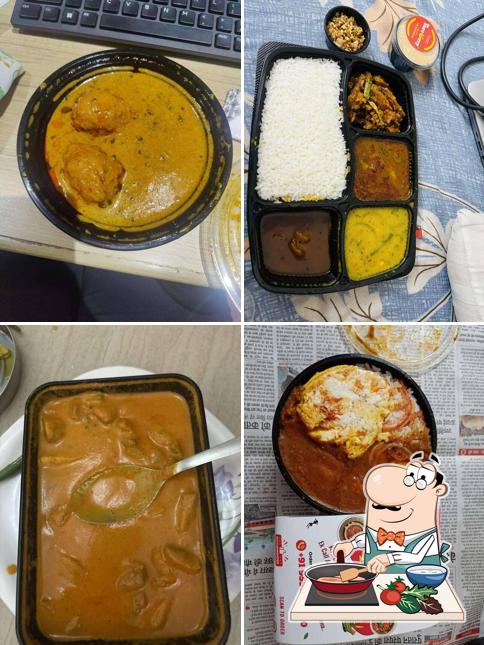 Chicken curry at Tarcurry Premium Odia Cuisine Delivered in Noida