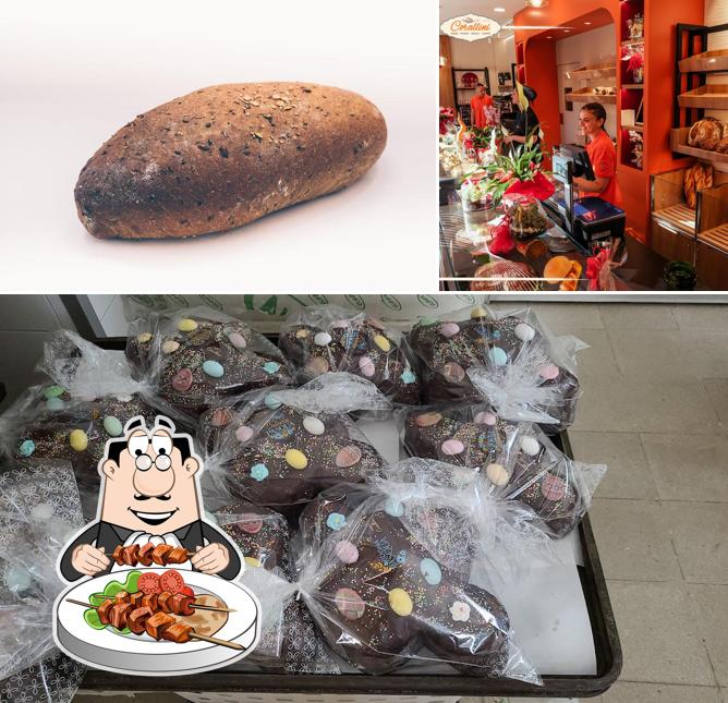 Guarda la immagine che presenta la cibo e interni di Panificio Corallini ( Pane - Pizza - Dolci - Caffè )