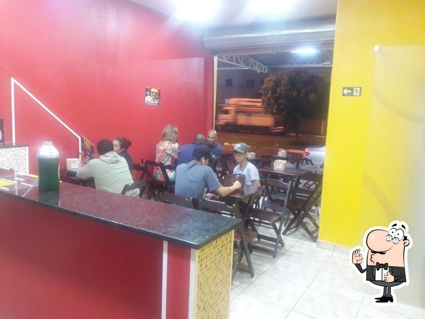 Look at the photo of Barao lanches
