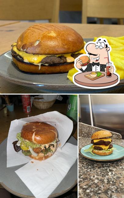 Ordina un hamburger a LUNCH BOX GmbH