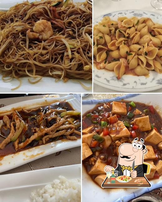 Pad thai al Ristorante Ju Xin Lou
