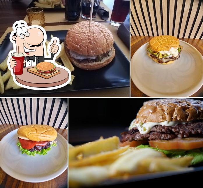 Prenditi un hamburger a SICHESÒ - SCS BURGER