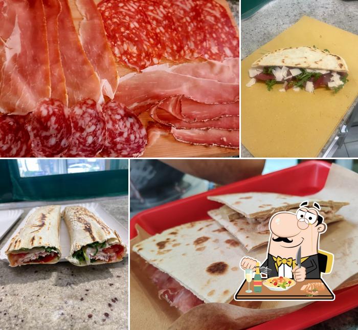 Platti al Piadineria La Testa