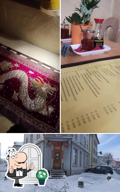 Guarda gli esterni di China Wok