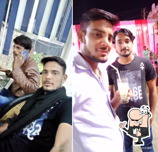 See the pic of Choudhary Juice Corner