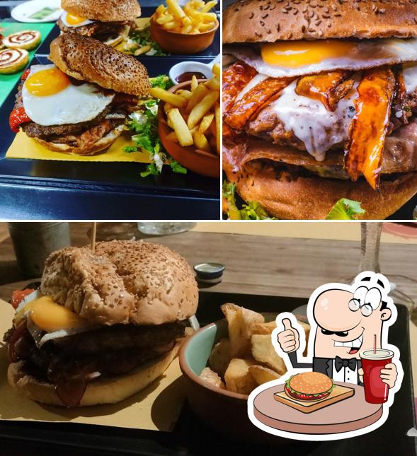 Prenditi un hamburger a Calice Bistrò