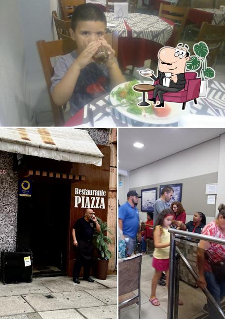 Sente em uma das mesas no Restaurante Piazza 66