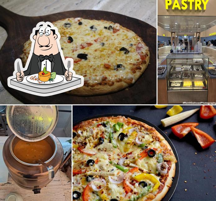 Meals at Pizza Buffet & Banquets Rajkot