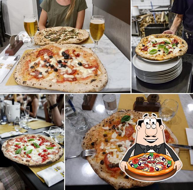 A L'antica Pizzeria Da Michele, puoi goderti una bella pizza