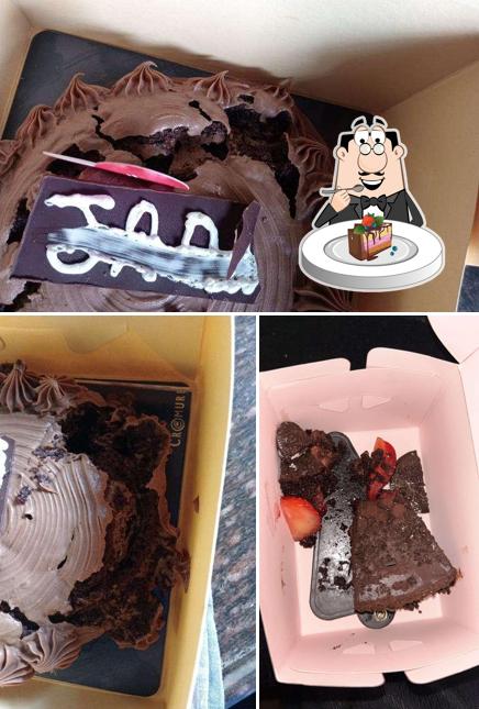 Chocolate cake at Cremure Malad