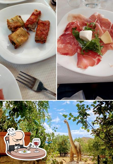 La foto della cibo e esterno di La Fabbrica del Gusto