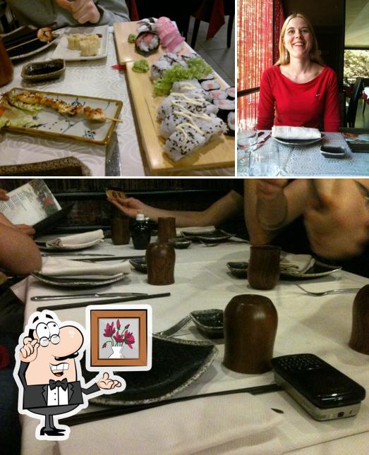 Questa è la foto che raffigura la interni e sushi di Oriental