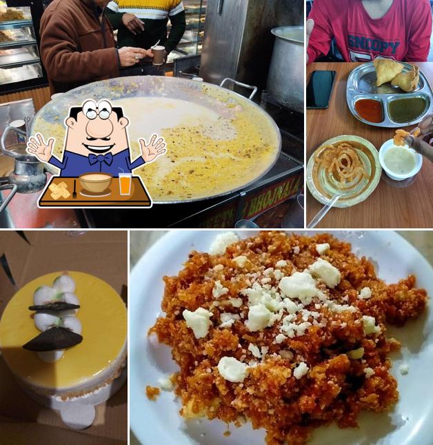 Clam chowder at Atithi Sweets And Bhojnalya