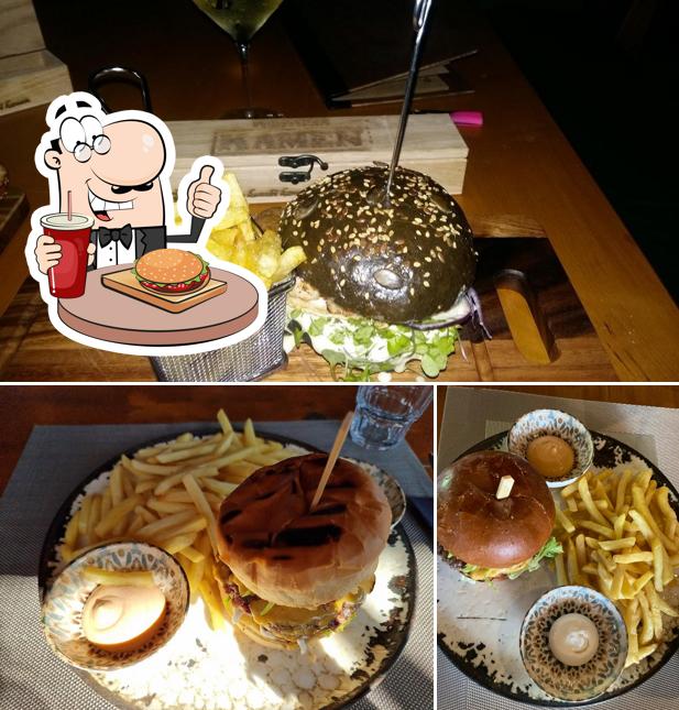 Prenditi un hamburger a Konoba Kamen Zadar 2012