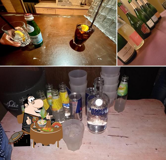 Cibo al Moma' Ristorante, Pizzeria e Discoteca