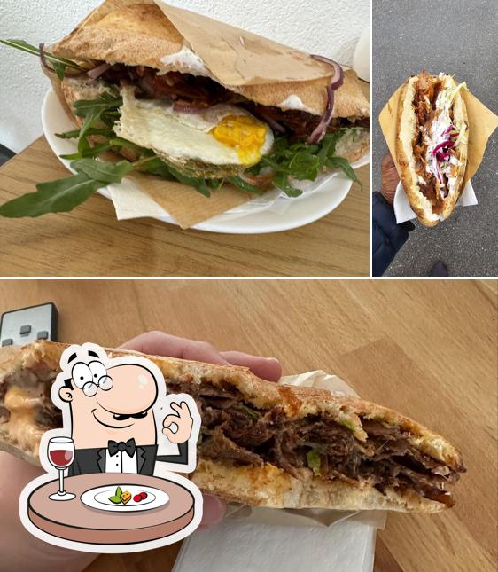 Panino con maiale stirato al Mett cafe