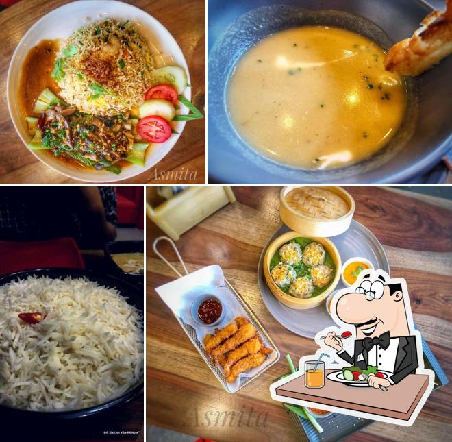 Food at Monk's Plate