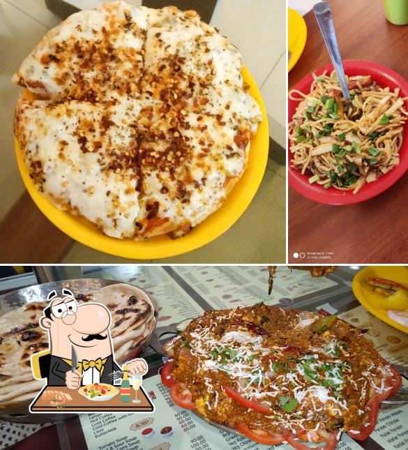 Pad thai at Peppery House