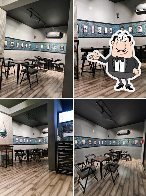 The interior of THE DRUNKARD MONKEY