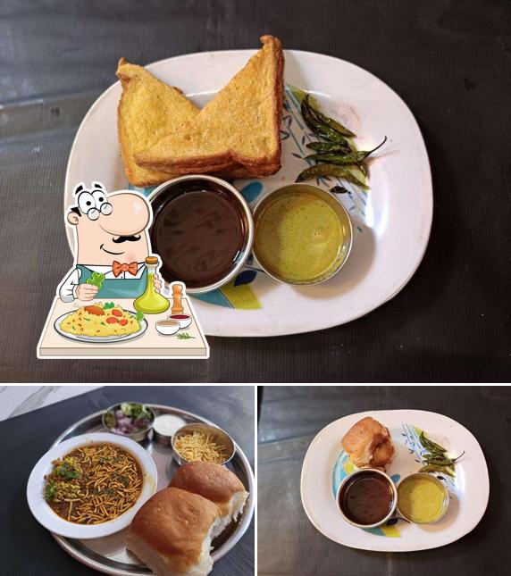 Meals at Vithu Mauli Kadhi Samosa & Snacks