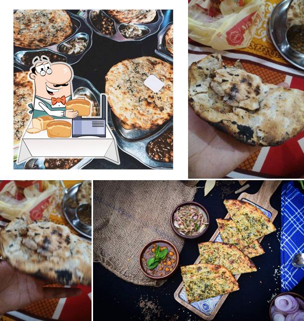 Garlic bread at Amritsari Kulcha Hut