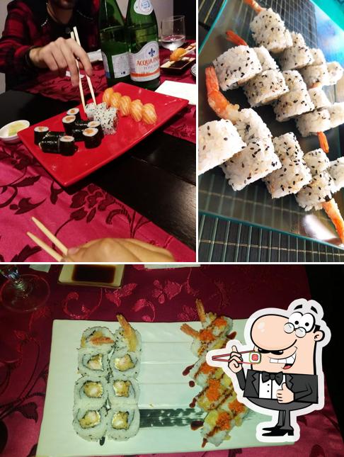 {Restaurant_name} offre piatti di sushi