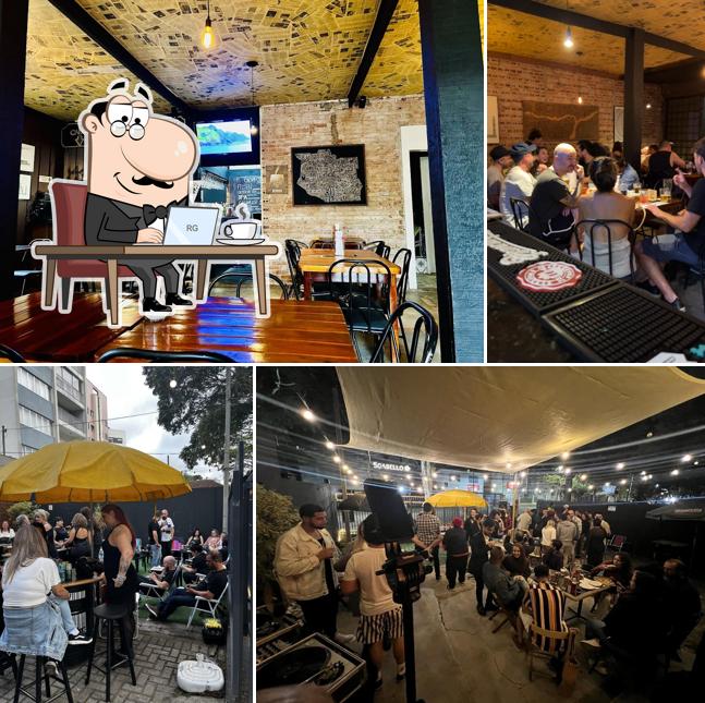 O interior do Ksa Gastro Bar Filé de Igreja Curitiba